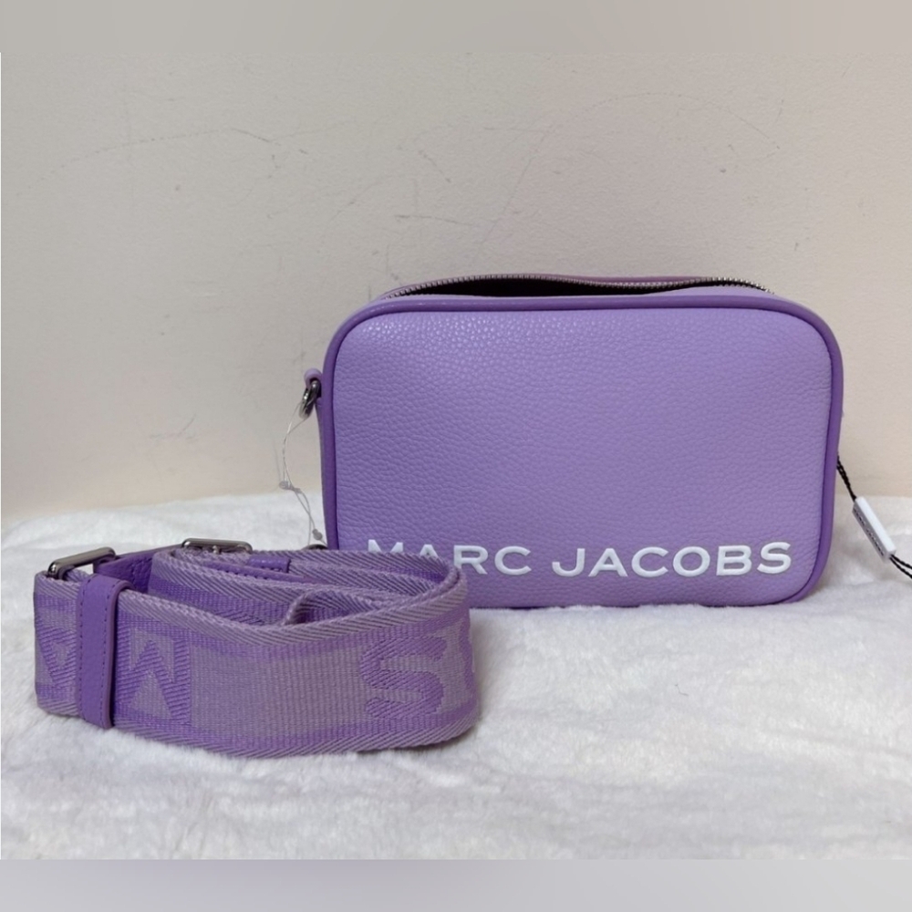 NWT Marc Jacobs "Wisteria" crossbody camera bag. - Picture 7 of 12